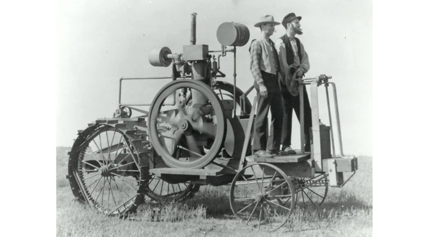 El origen del tractor: John Froelich y el tractor con motor de gasolina
